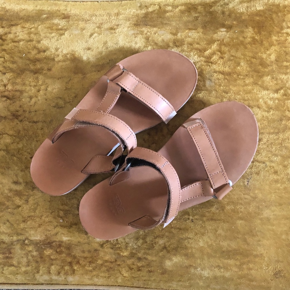 Teva Universal Slides